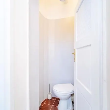 Scadarlija Vintage Old Town Renovated Apartment *