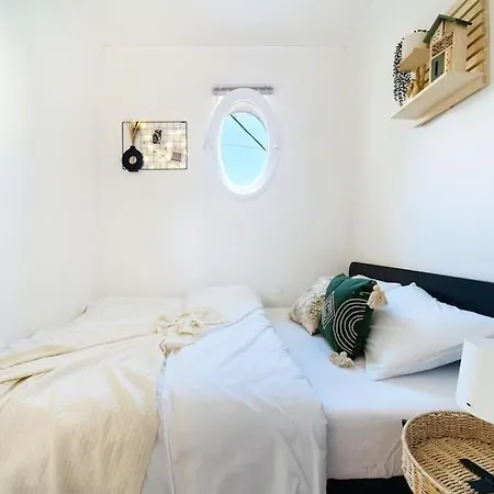 Apartament Scadarlija Vintage Old Town Renovated