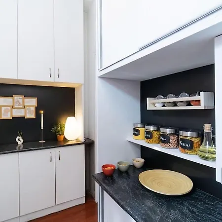 Apartment Scadarlija Vintage Old Town Renovated