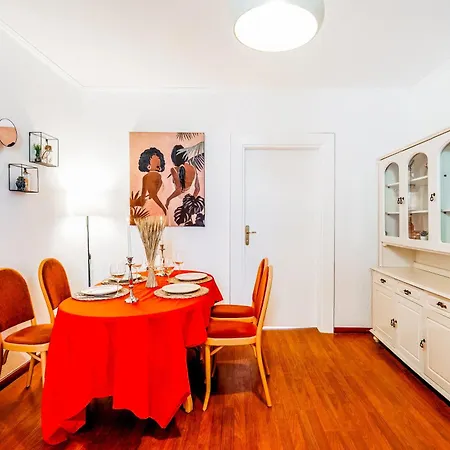 Scadarlija Vintage Old Town Renovated *